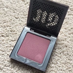 Urban decay blush in Rapture